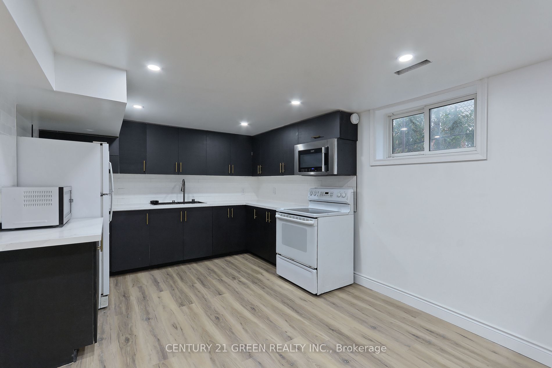 958 South Service Road
