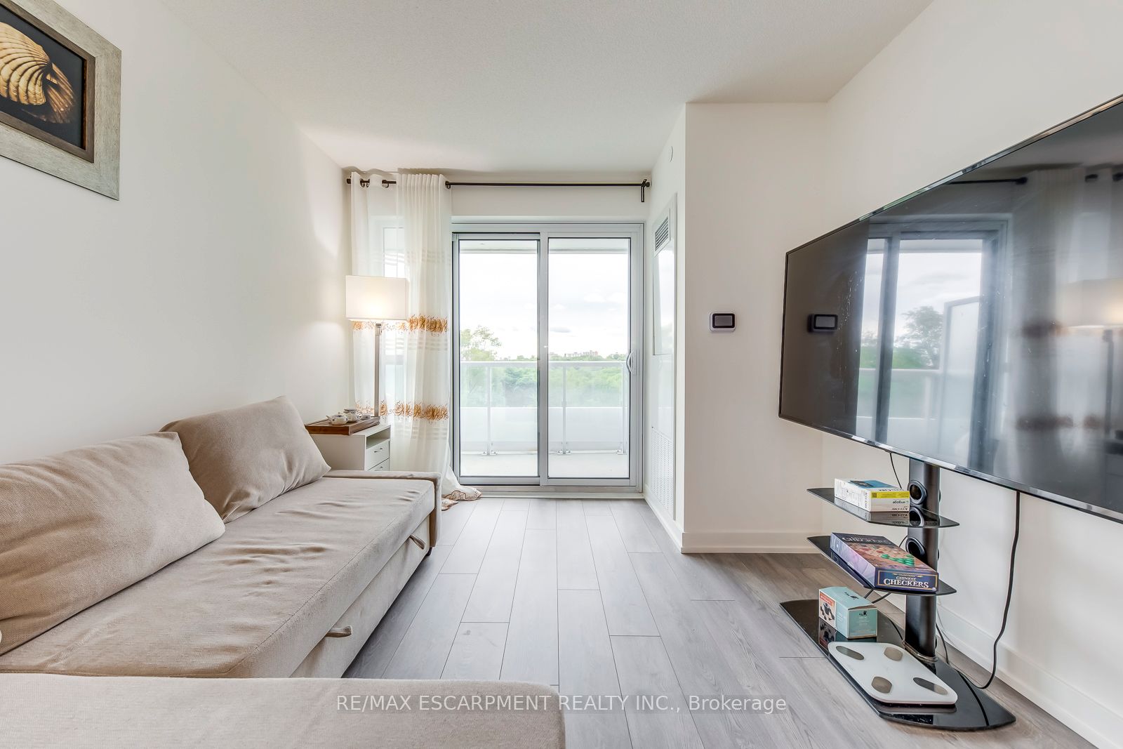 10 Wilby Crescent #309
