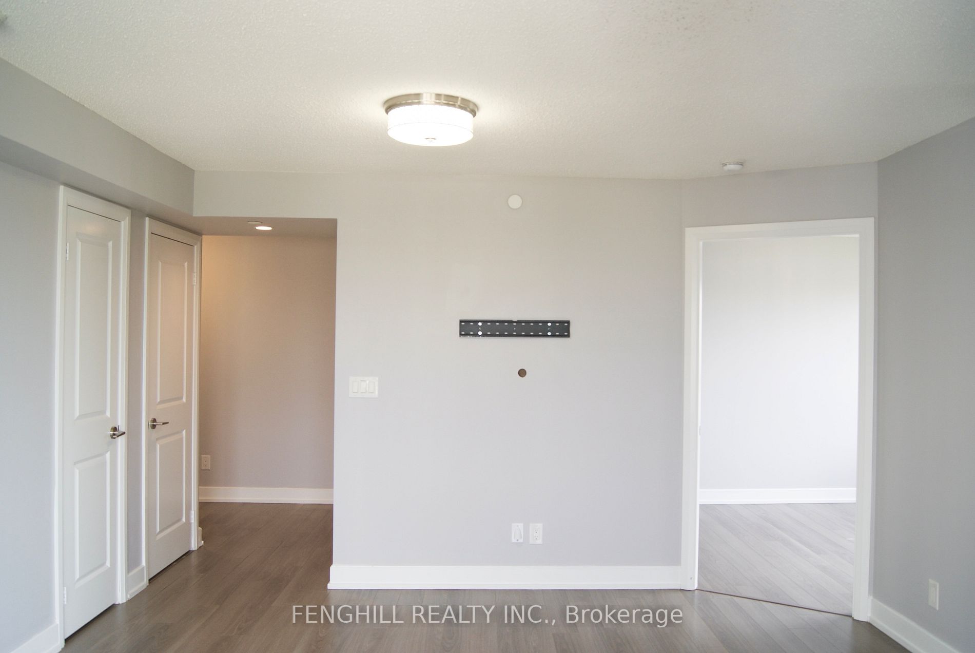 6 Eva Road, #1510