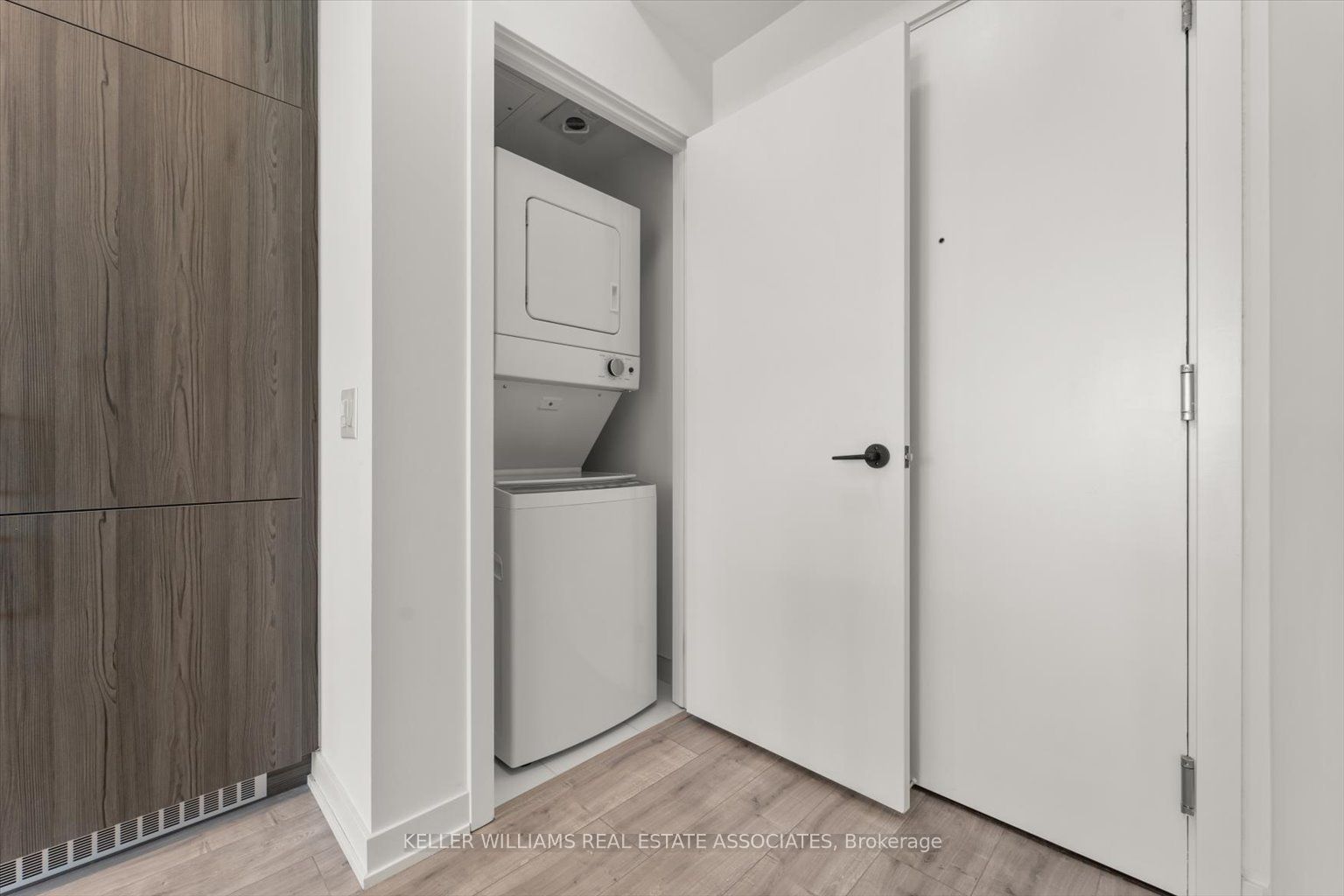 220 Missinnihe Way #1309