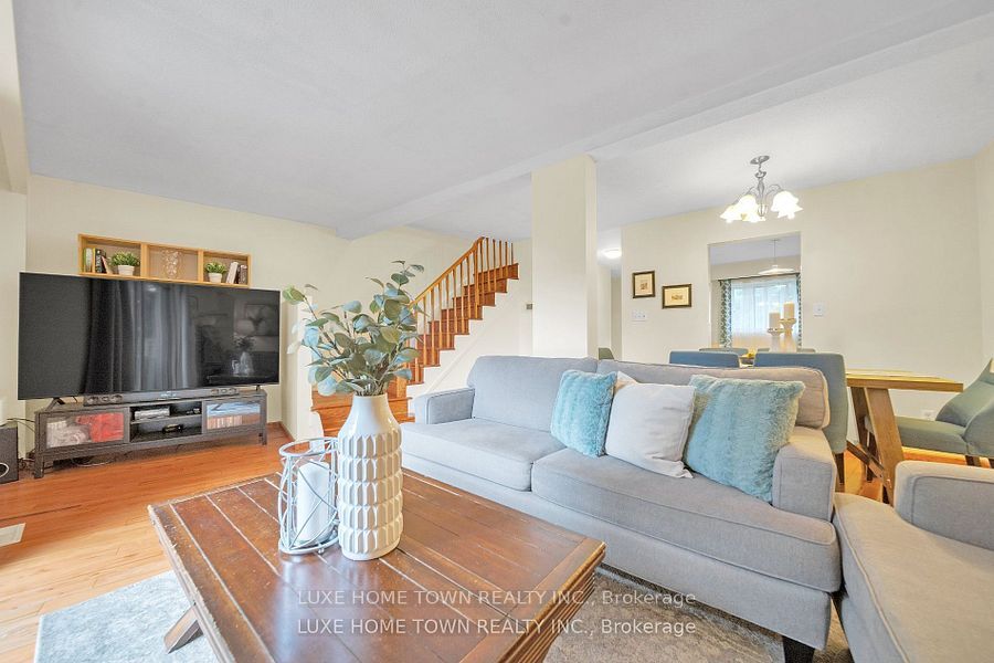 400 Mississauga Valley Boulevard #160