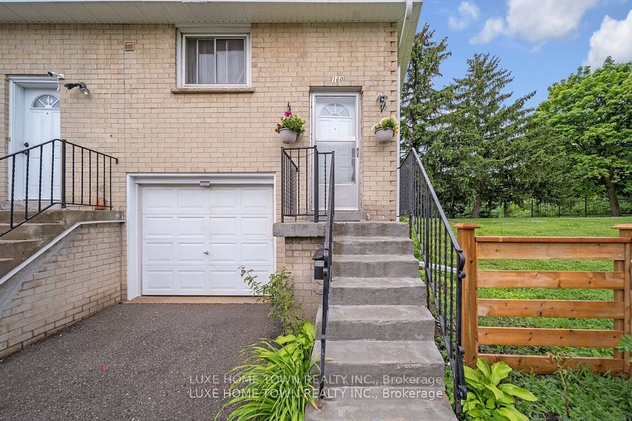 400 Mississauga Valley Boulevard #160