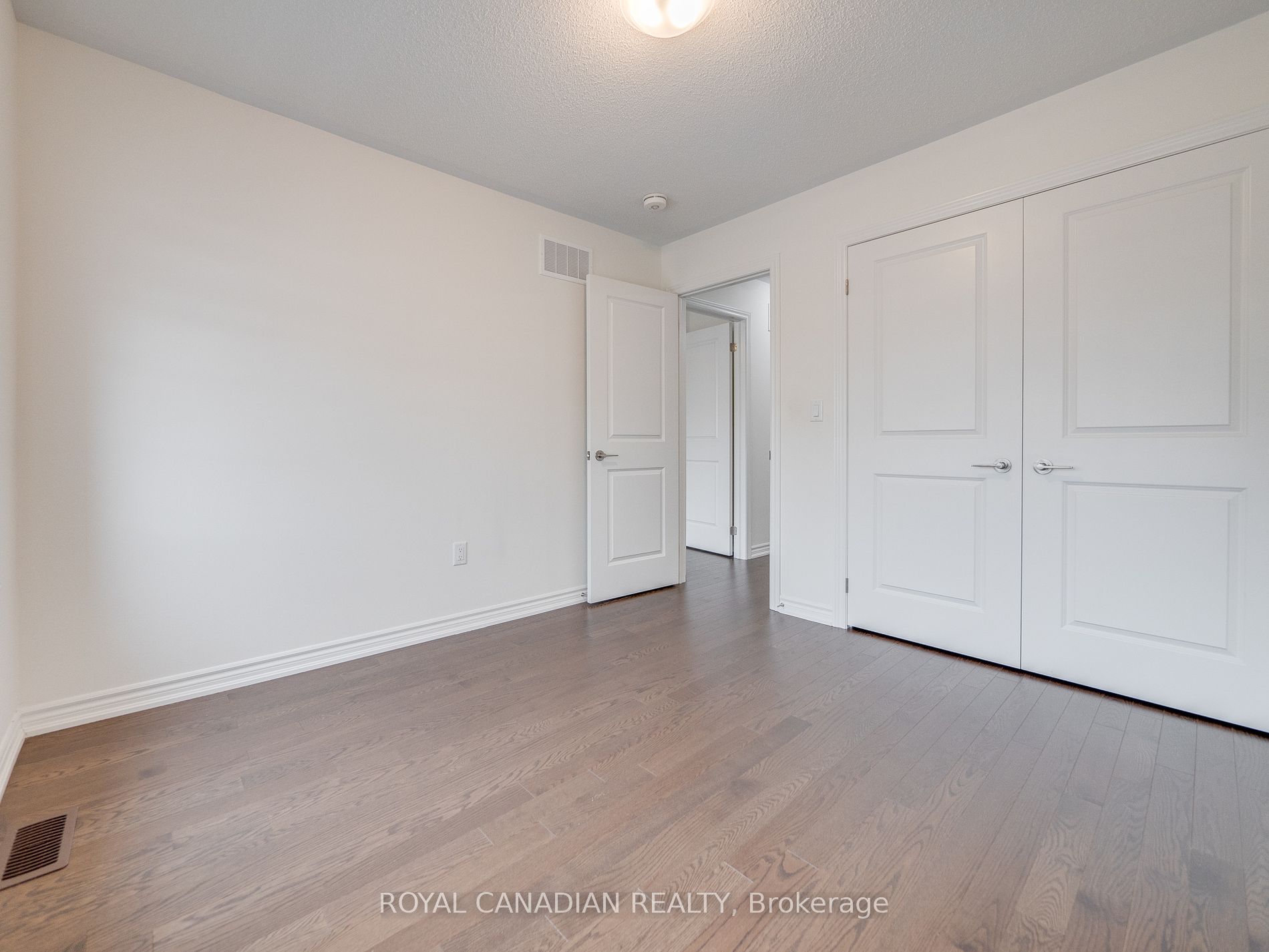 476 Bergamot Avenue