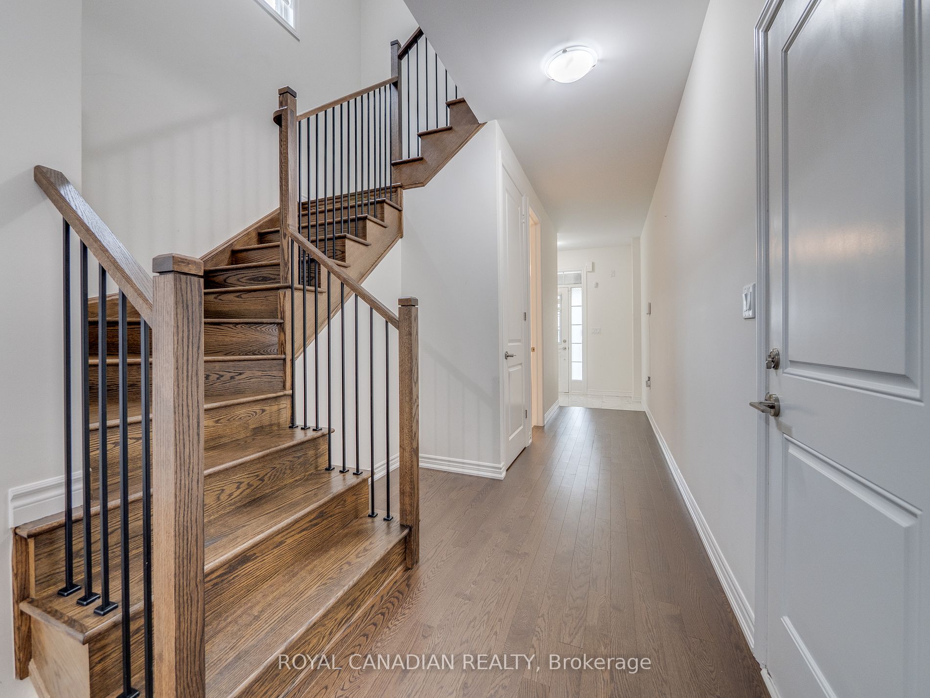 476 Bergamot Avenue