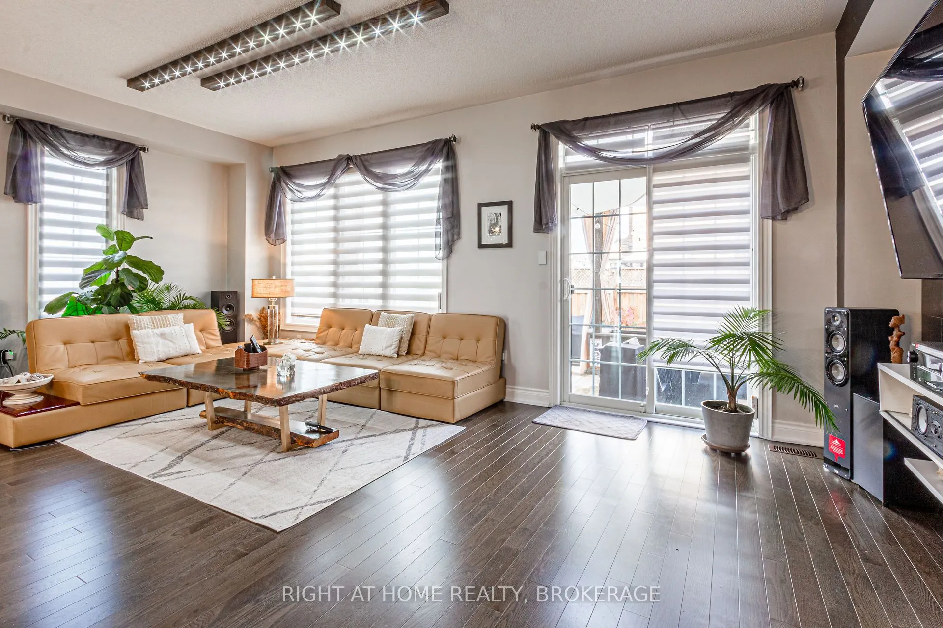 1192 Raspberry Terrace