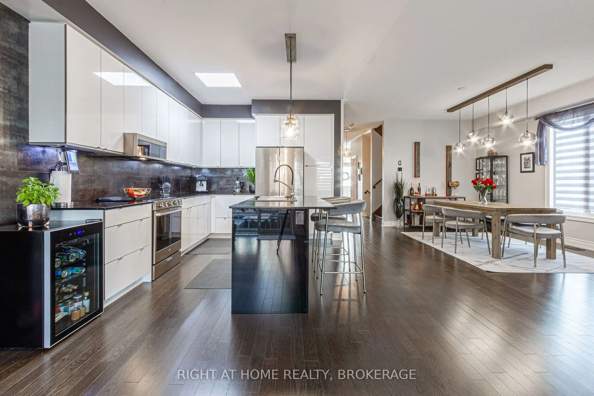 1192 Raspberry Terrace