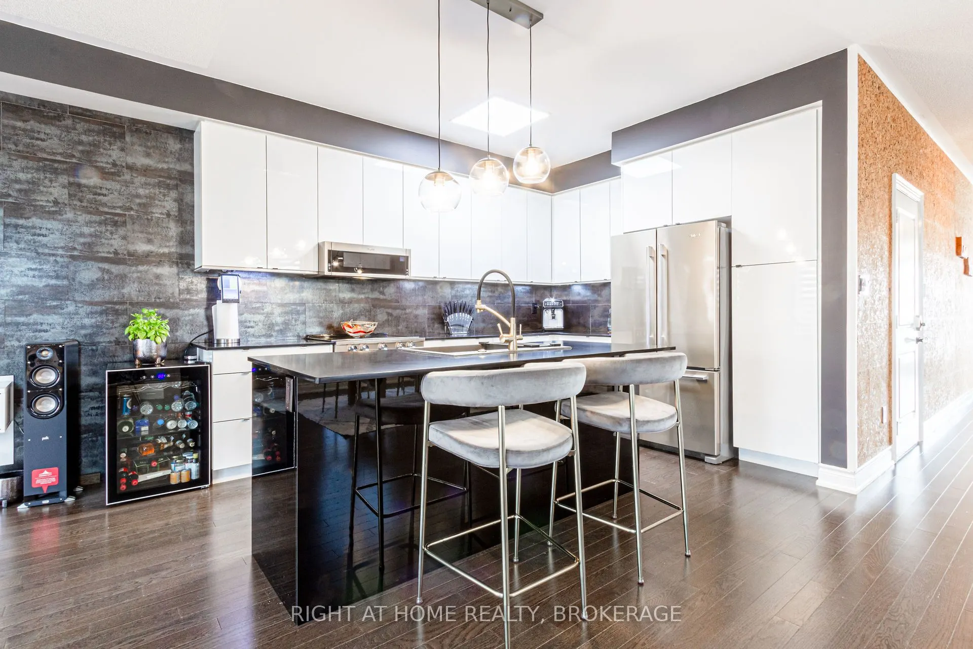 1192 Raspberry Terrace