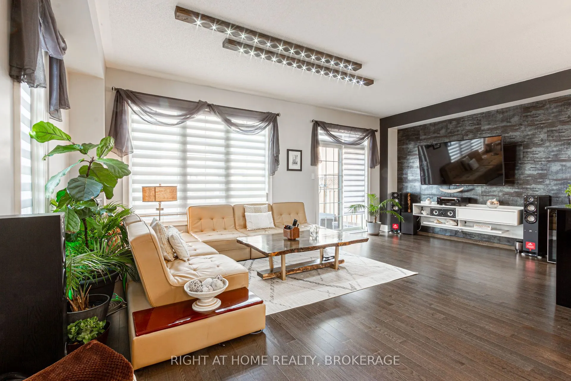 1192 Raspberry Terrace