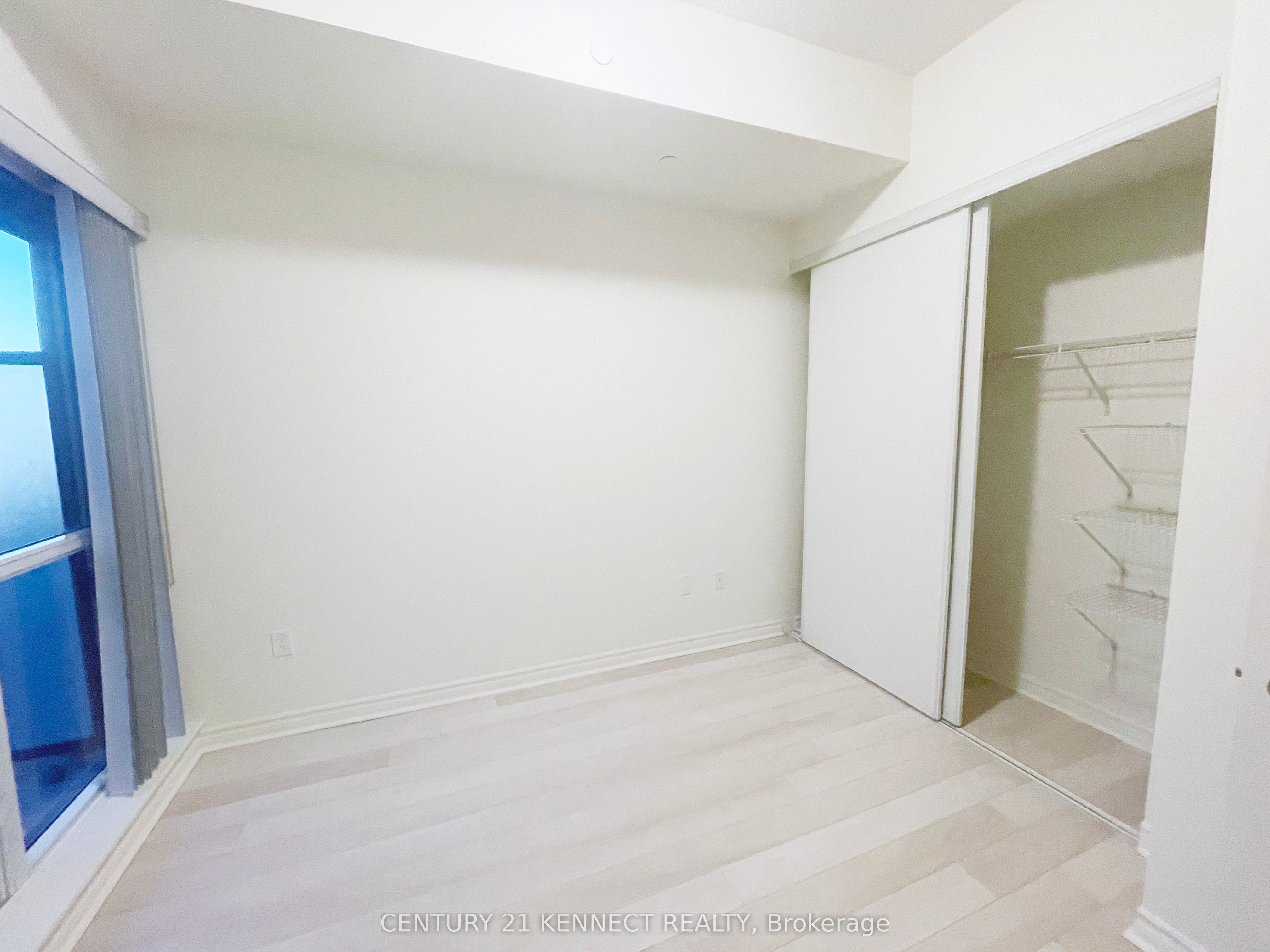 39 Annie Craig Drive #1602