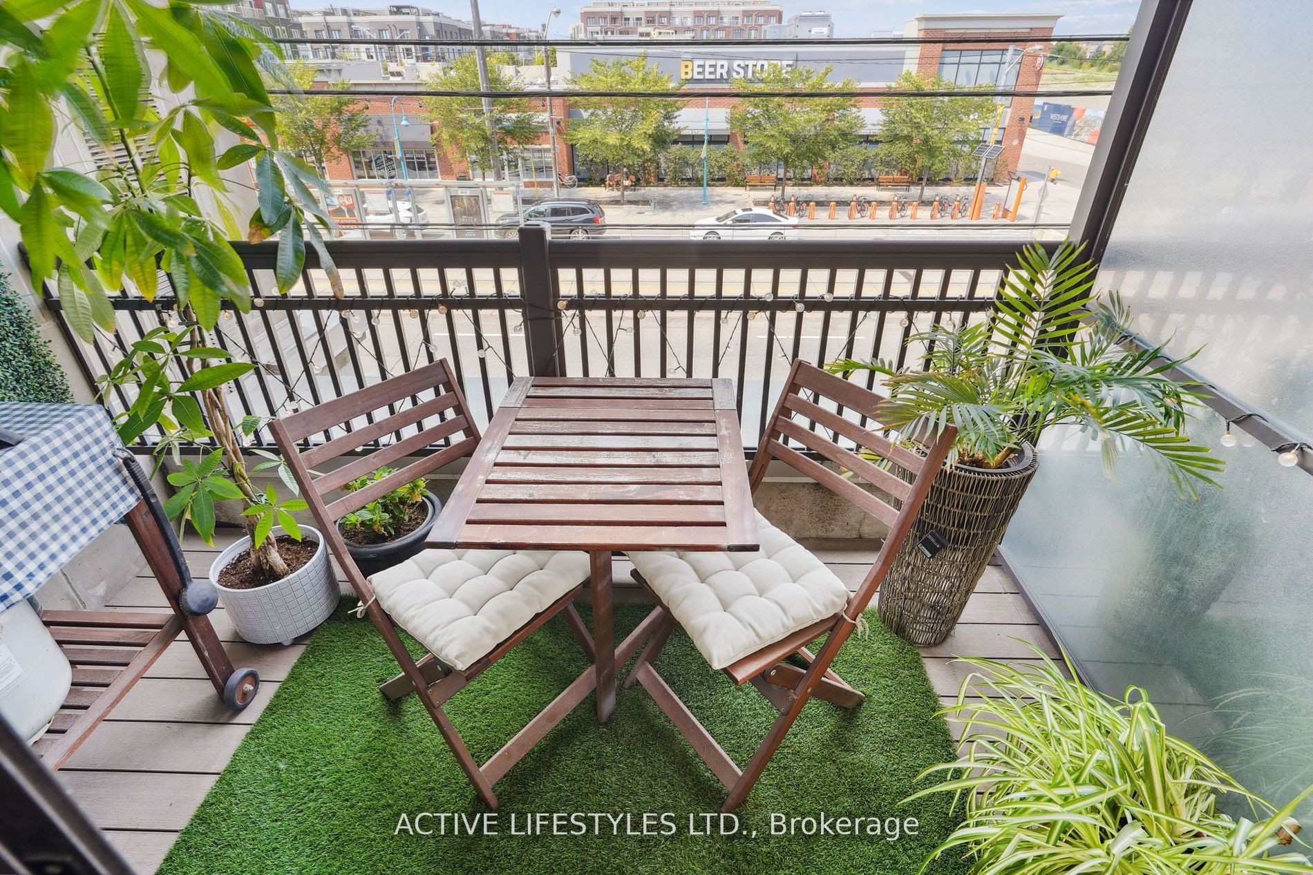 3563 Lake Shore Boulevard W, #202