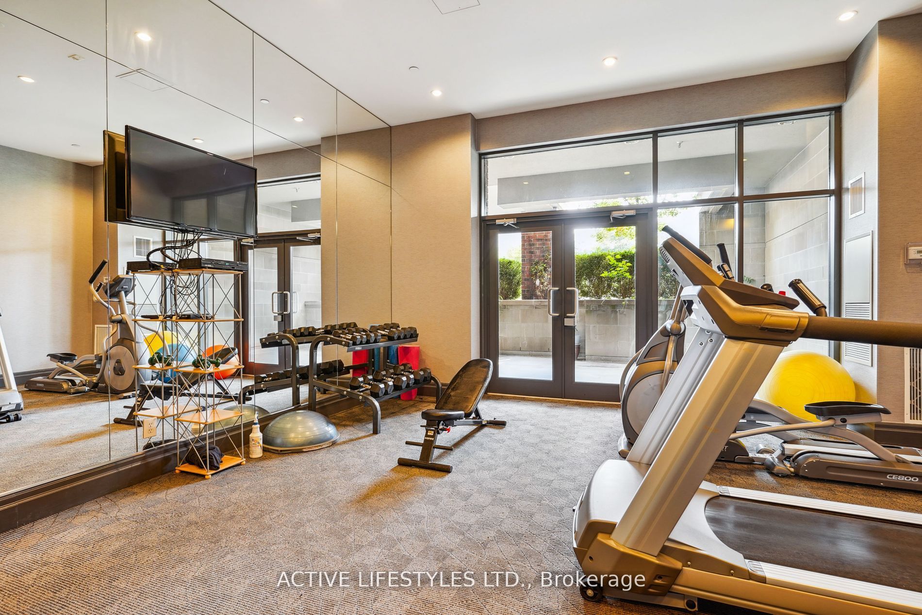 3563 Lake Shore Boulevard W, #202