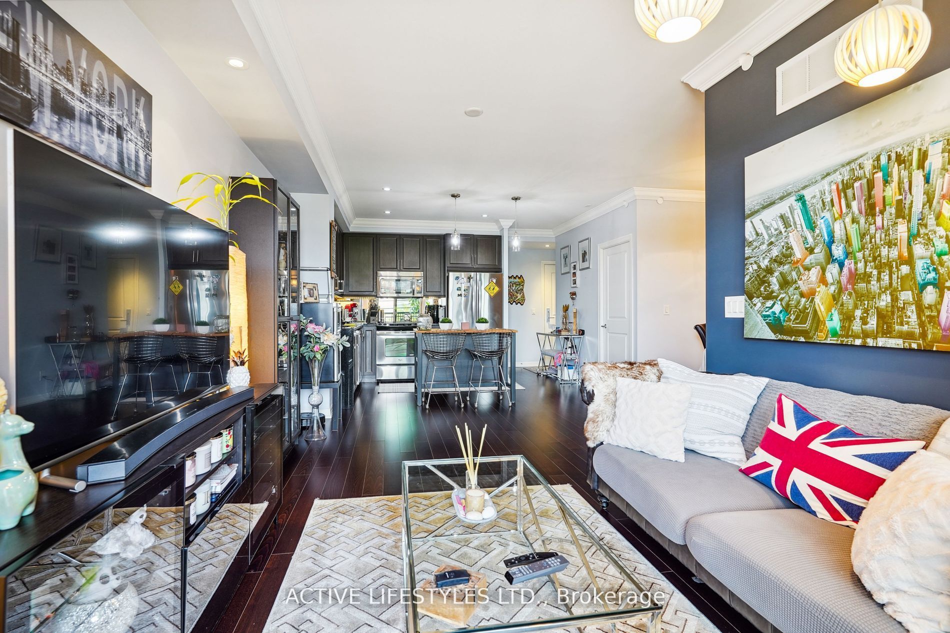 3563 Lake Shore Boulevard W, #202