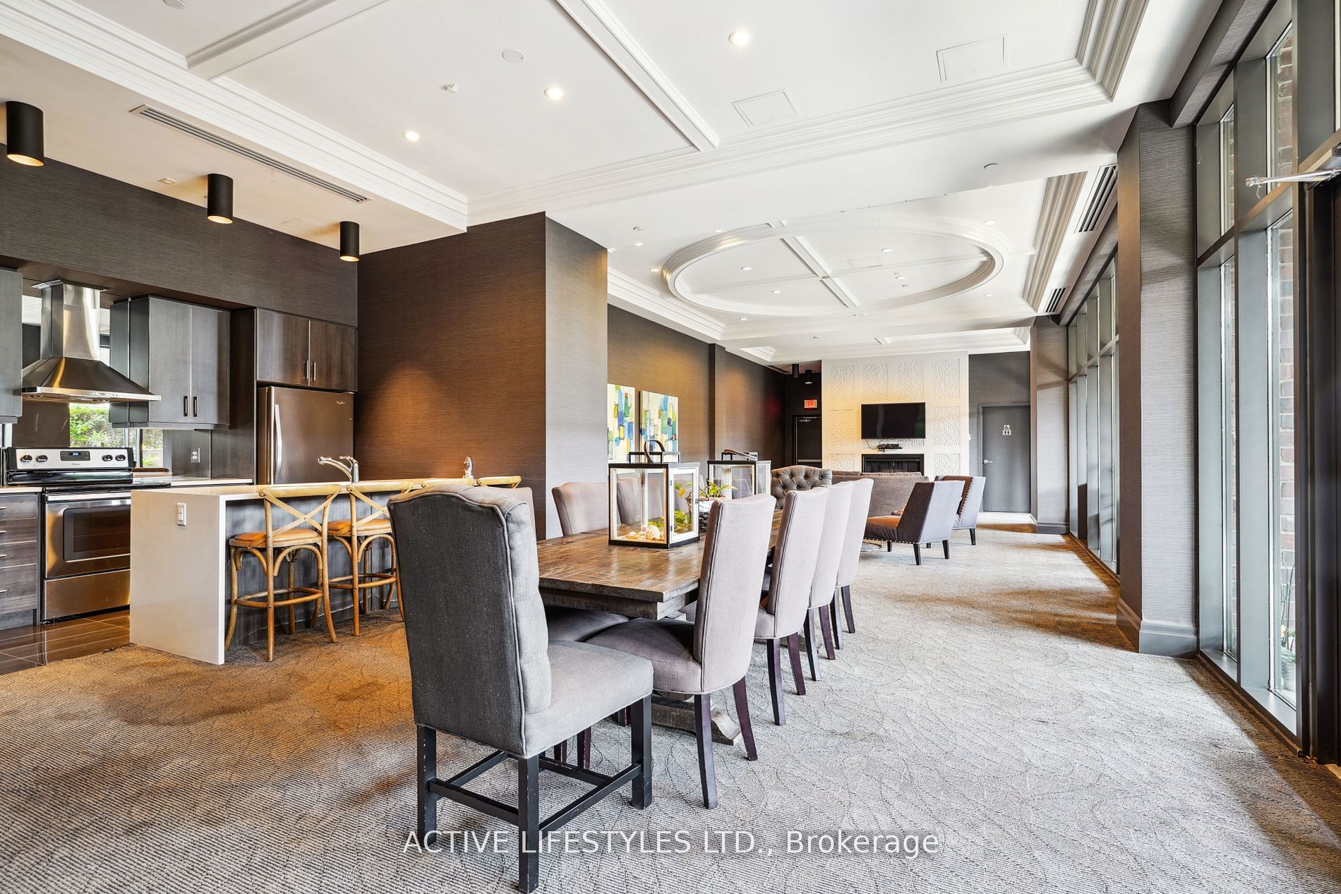 3563 Lake Shore Boulevard W, #202