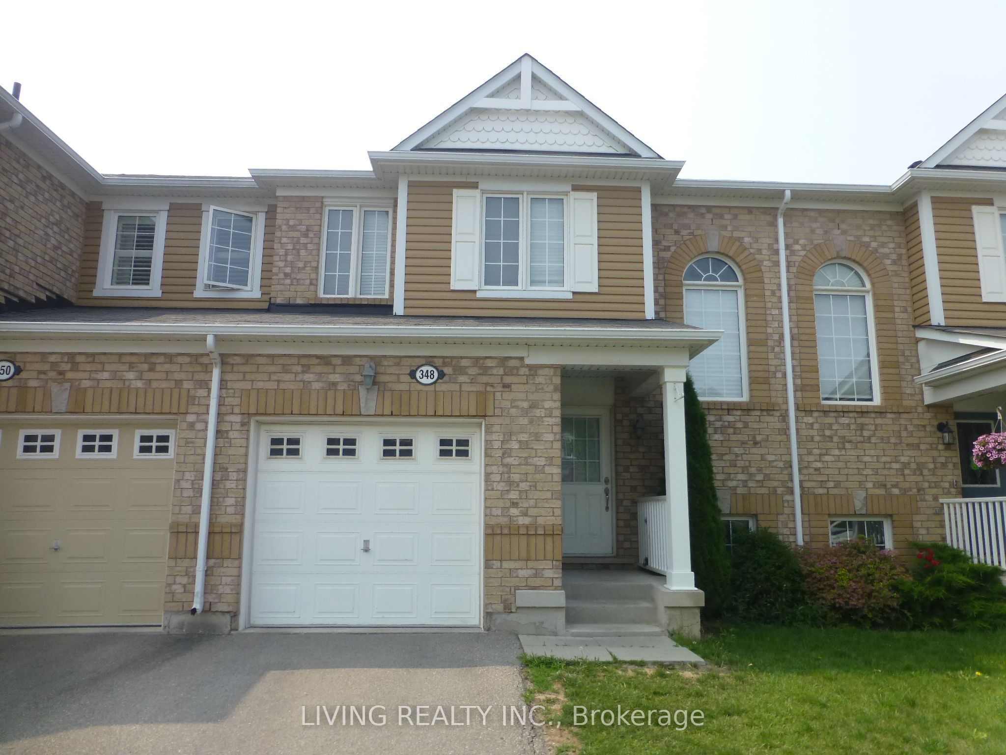 348 Chuchmach Close