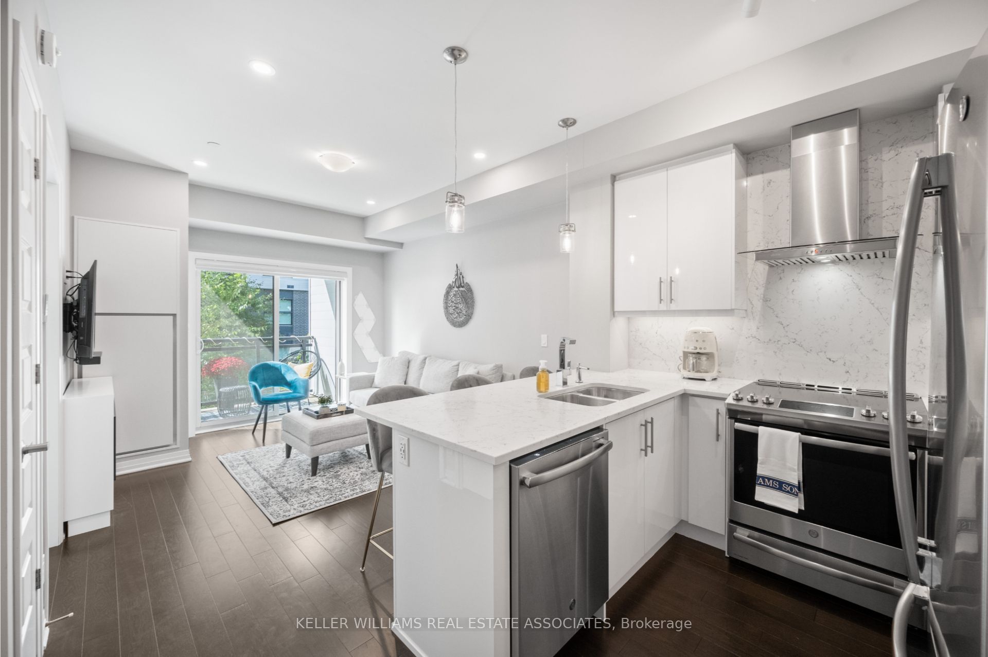128 Grovewood Common, #226