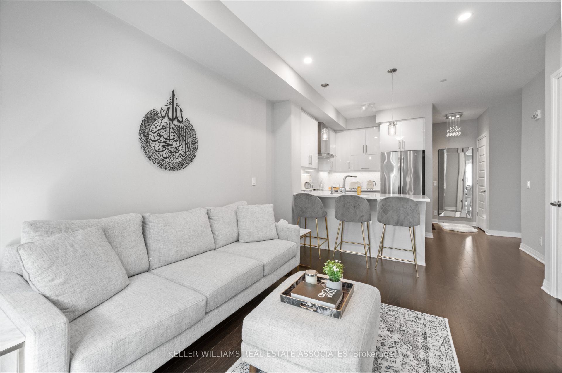 128 Grovewood Common, #226