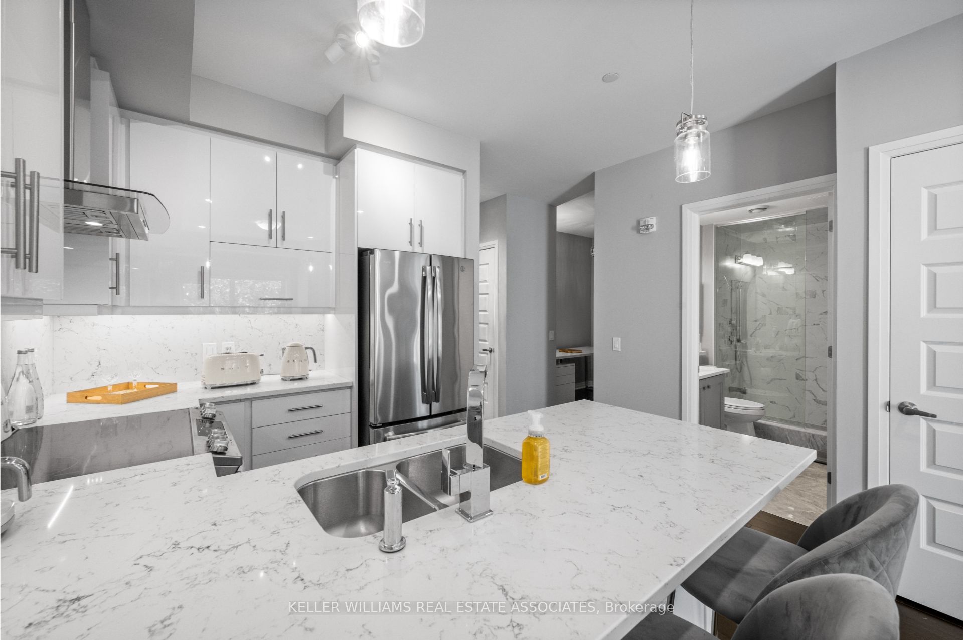 128 Grovewood Common, #226