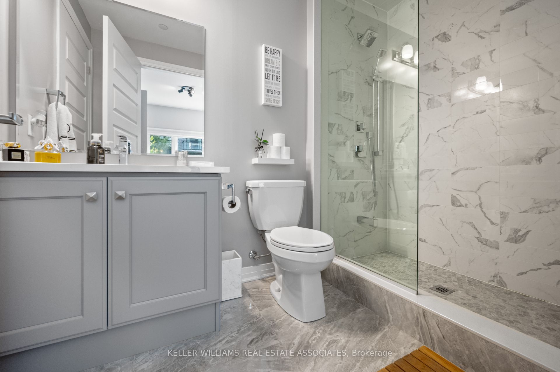 128 Grovewood Common, #226
