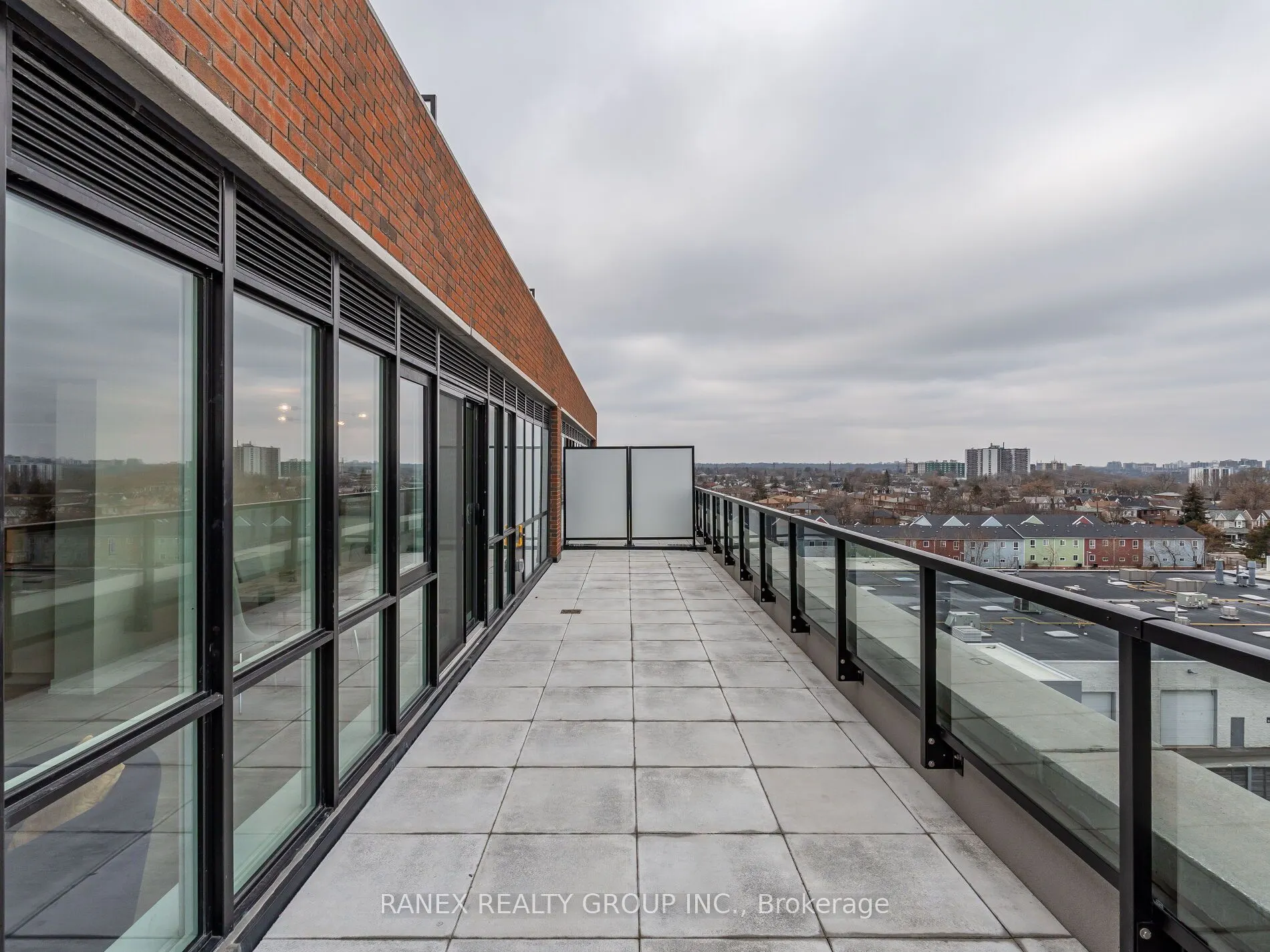 2300 St Clair Avenue W #723