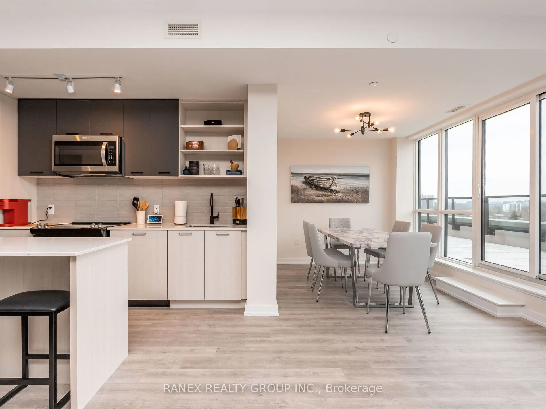 2300 St Clair Avenue W #723
