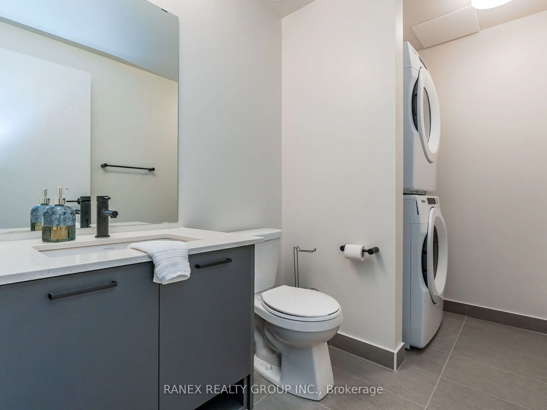 2300 St Clair Avenue W #723