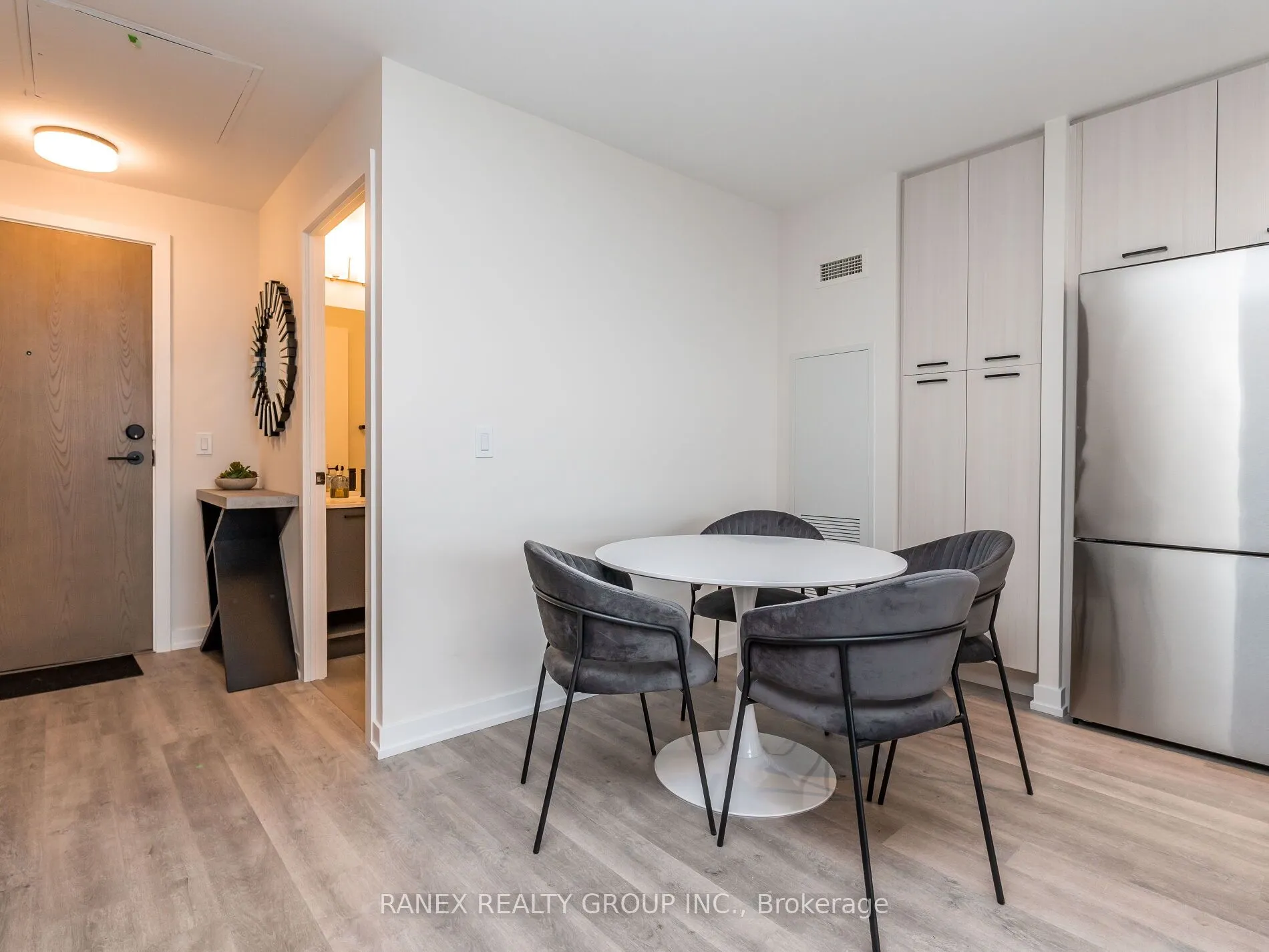 2300 St Clair Avenue W #723