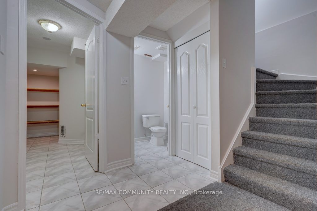 6990 Tassel Crescent