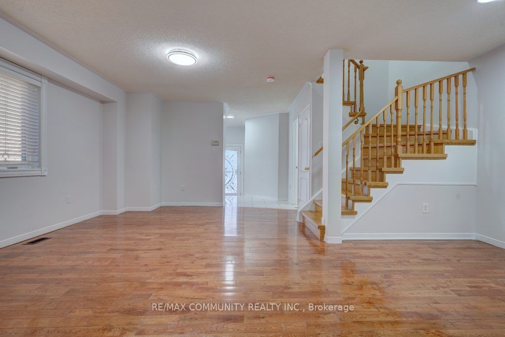 6990 Tassel Crescent