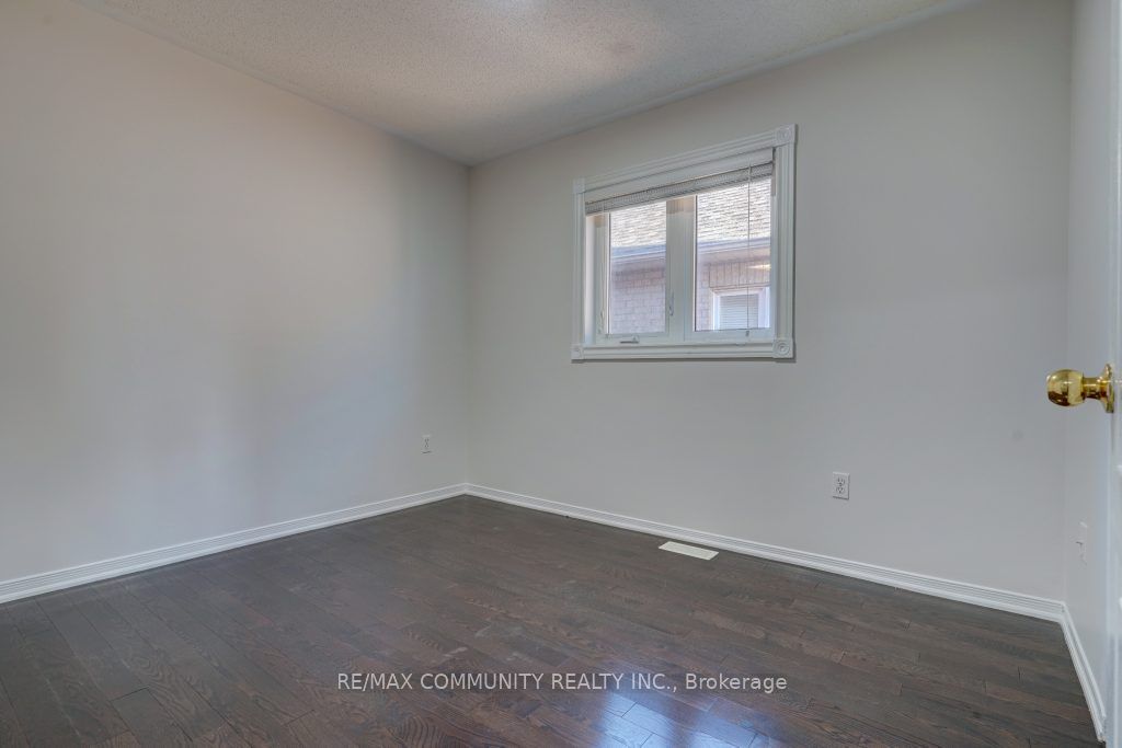 6990 Tassel Crescent