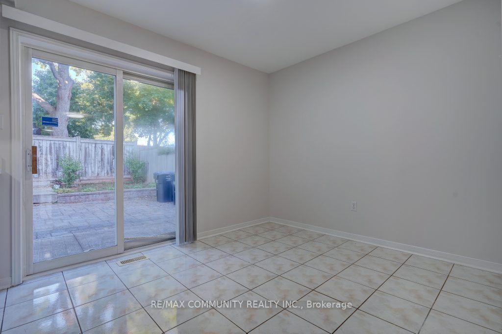6990 Tassel Crescent
