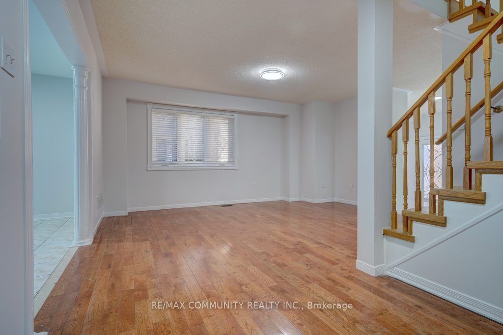 6990 Tassel Crescent