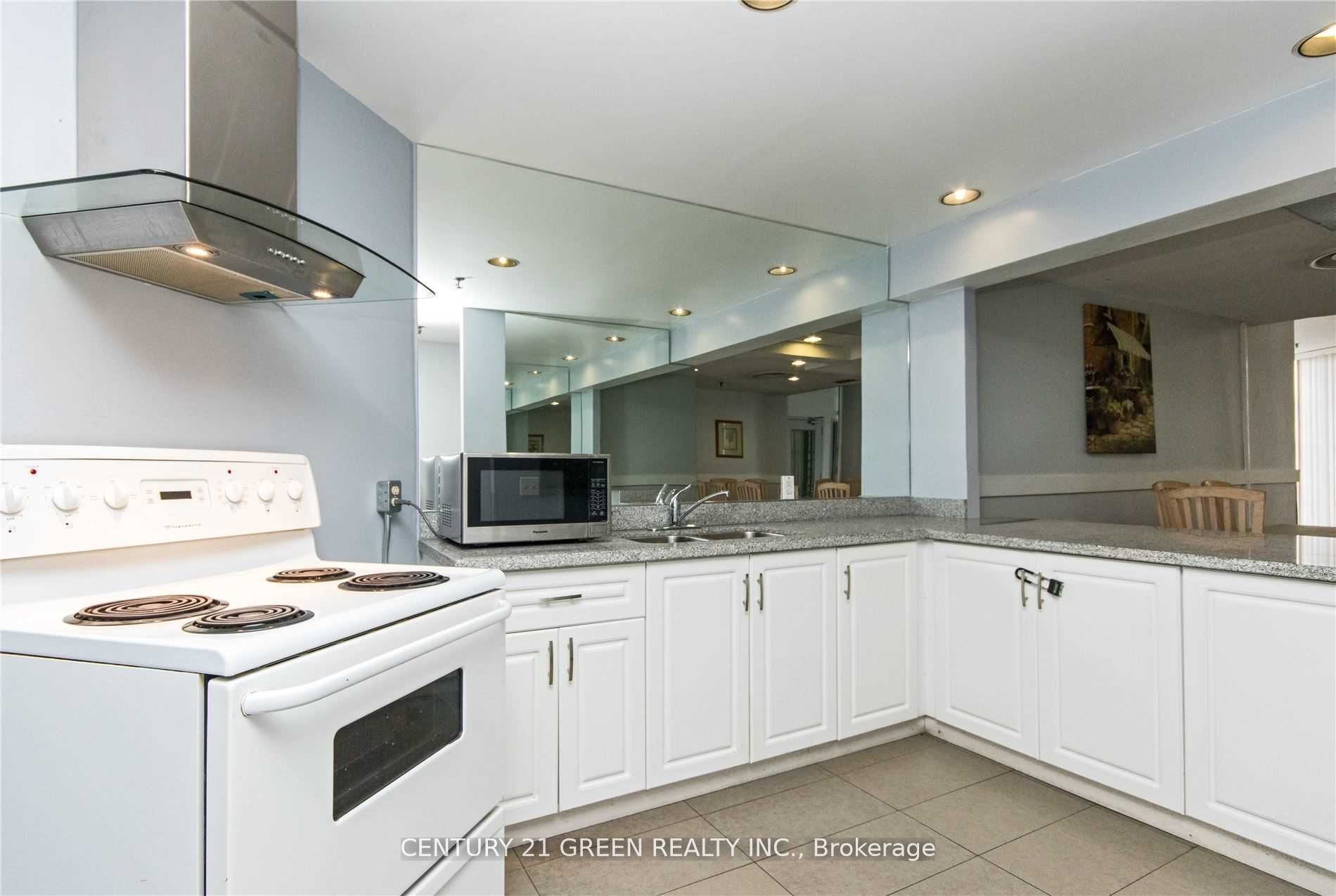 25 Trailwood Drive, #1002