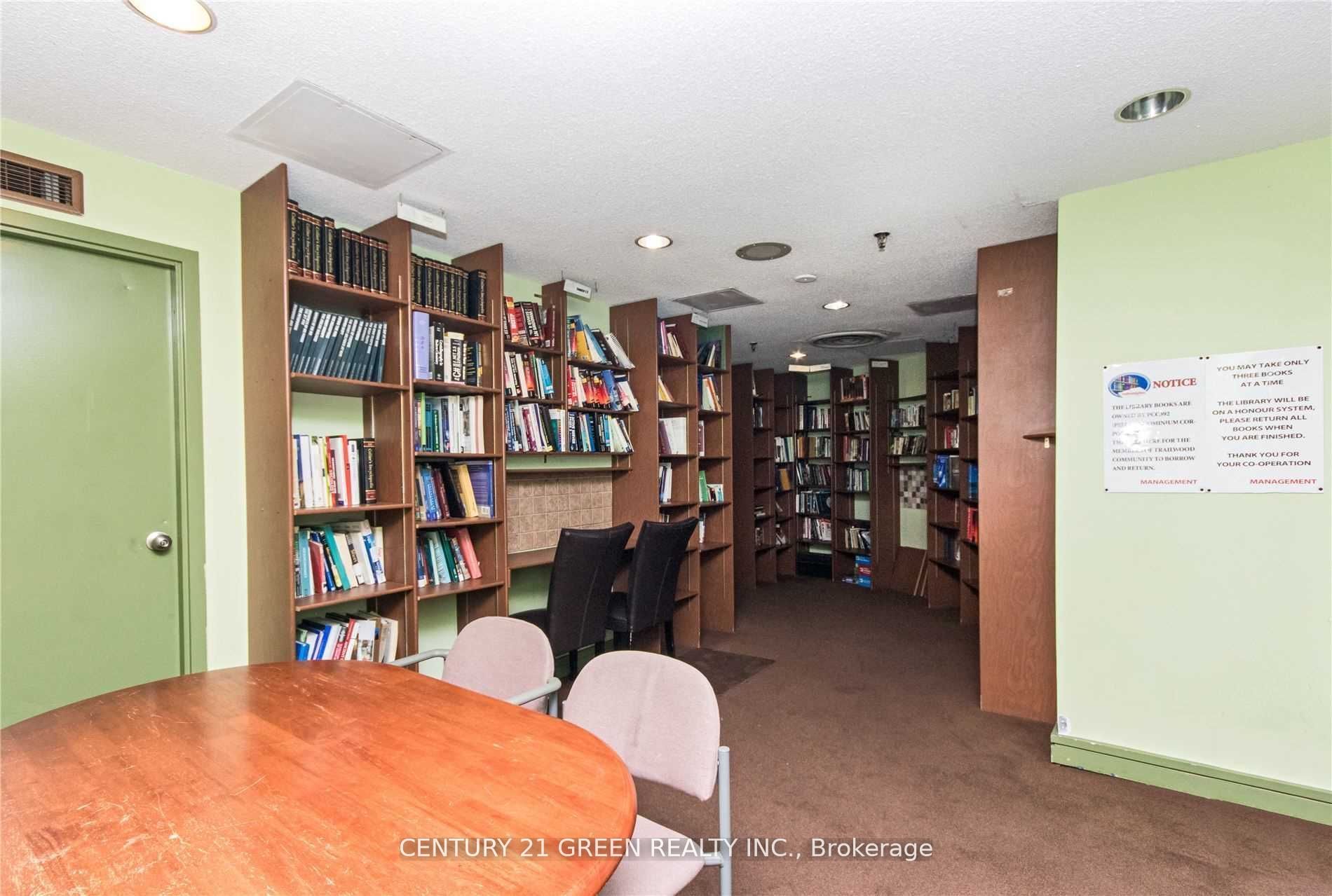 25 Trailwood Drive, #1002