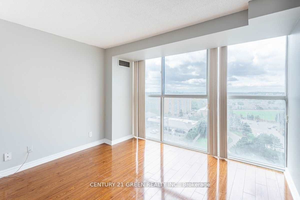 25 Trailwood Drive, #1002