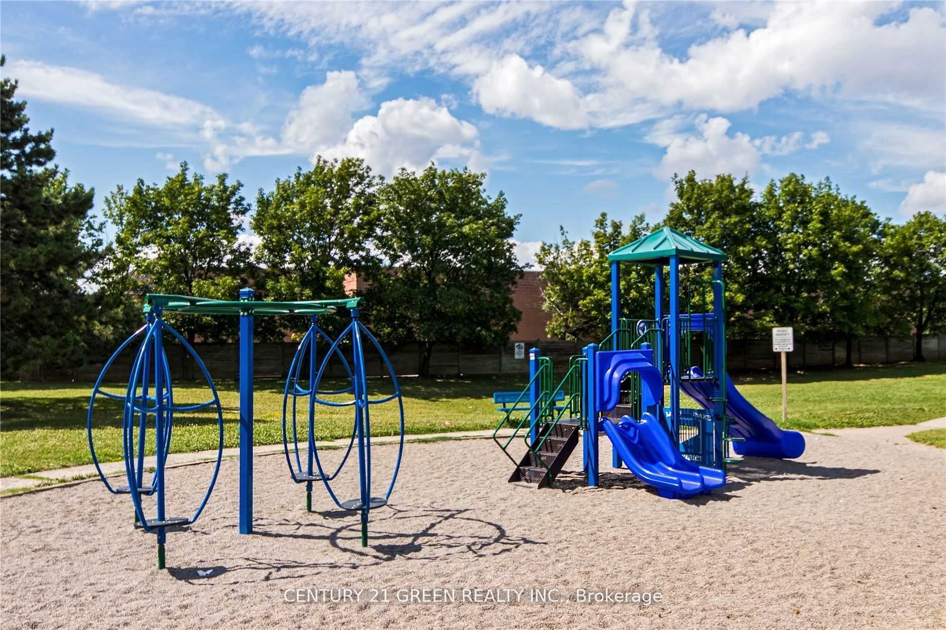 25 Trailwood Drive, #1002