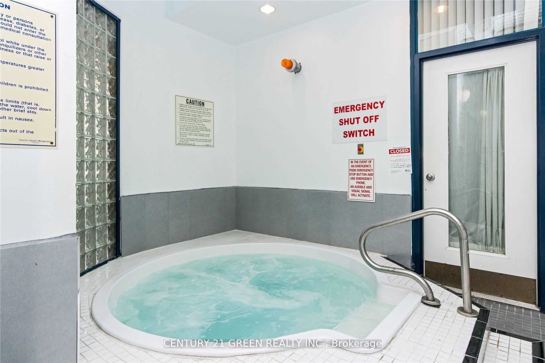25 Trailwood Drive, #1002