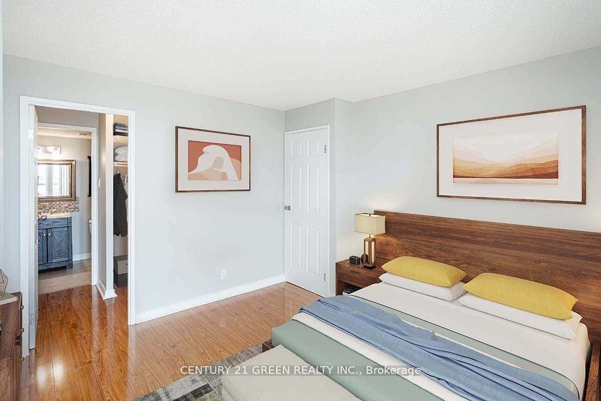 25 Trailwood Drive, #1002