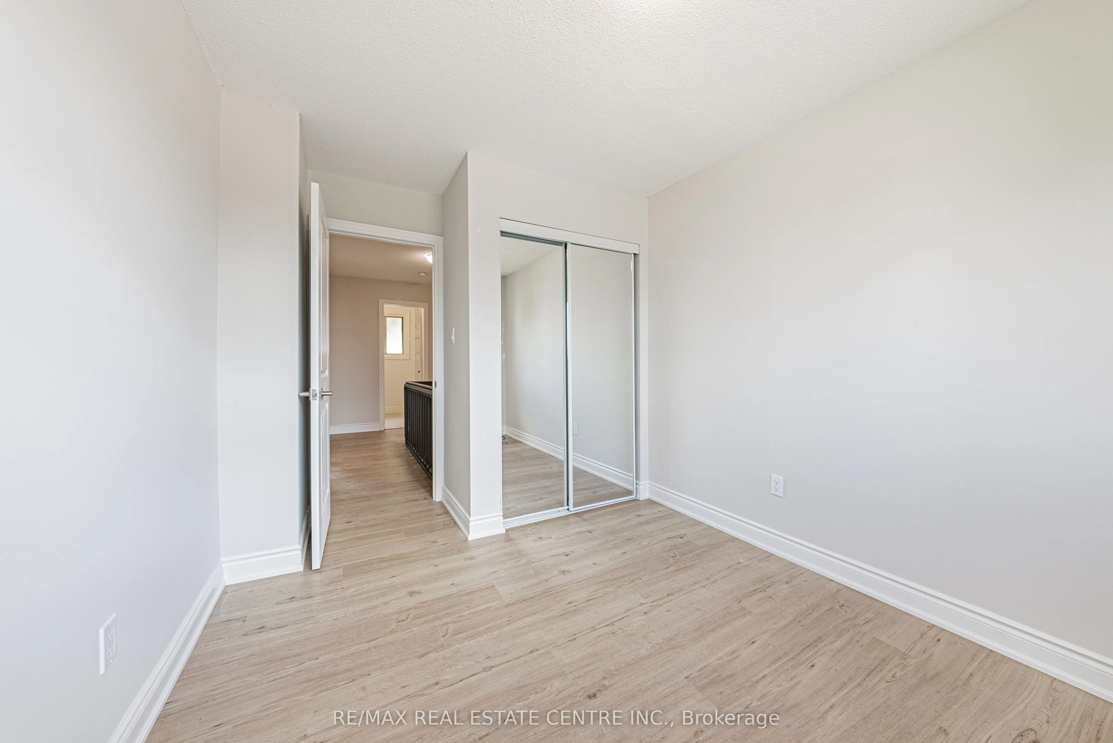 479 Ontario Street N #59