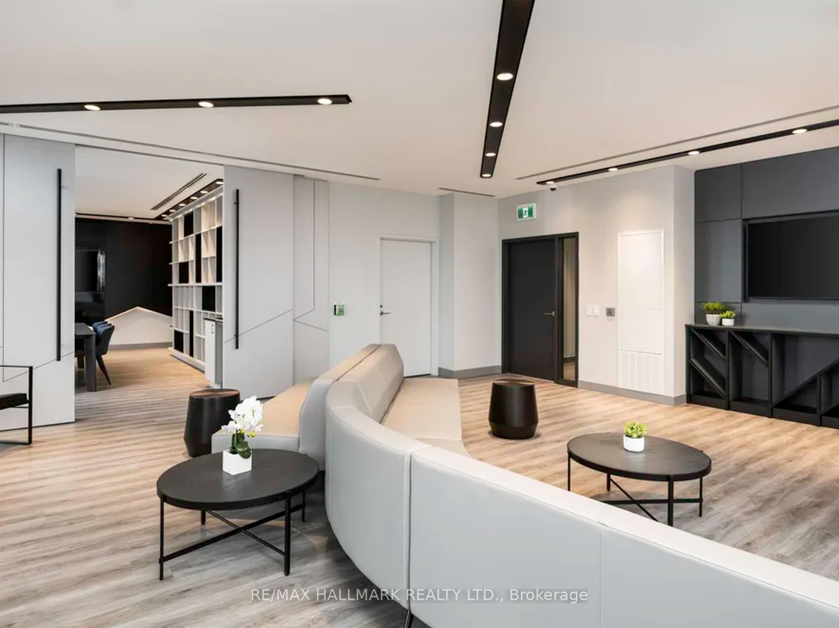 20 Samuel Wood Way, #313