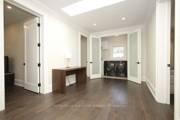 375 Arden Crescent