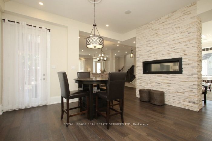 375 Arden Crescent
