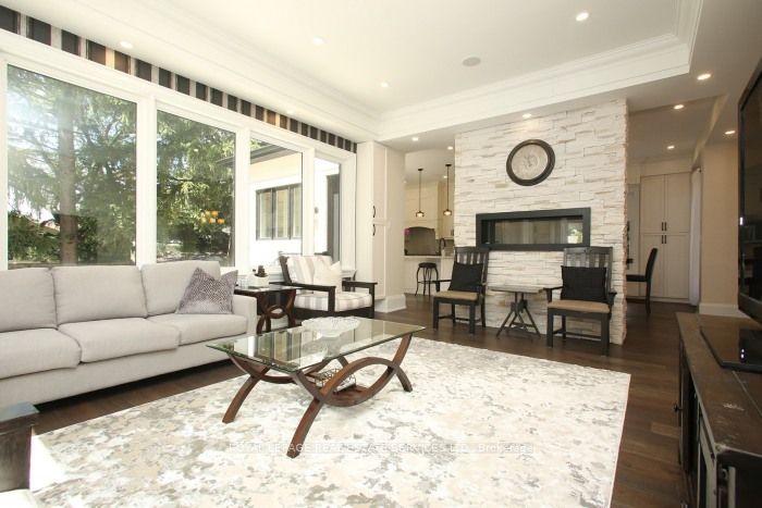 375 Arden Crescent
