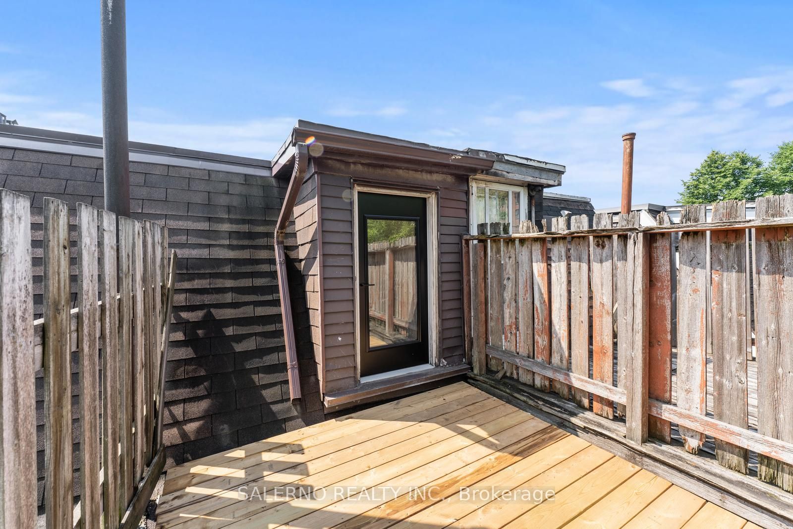 1448 Bloor Street W