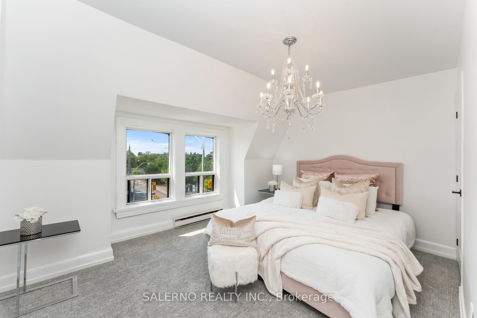 1448 Bloor Street W