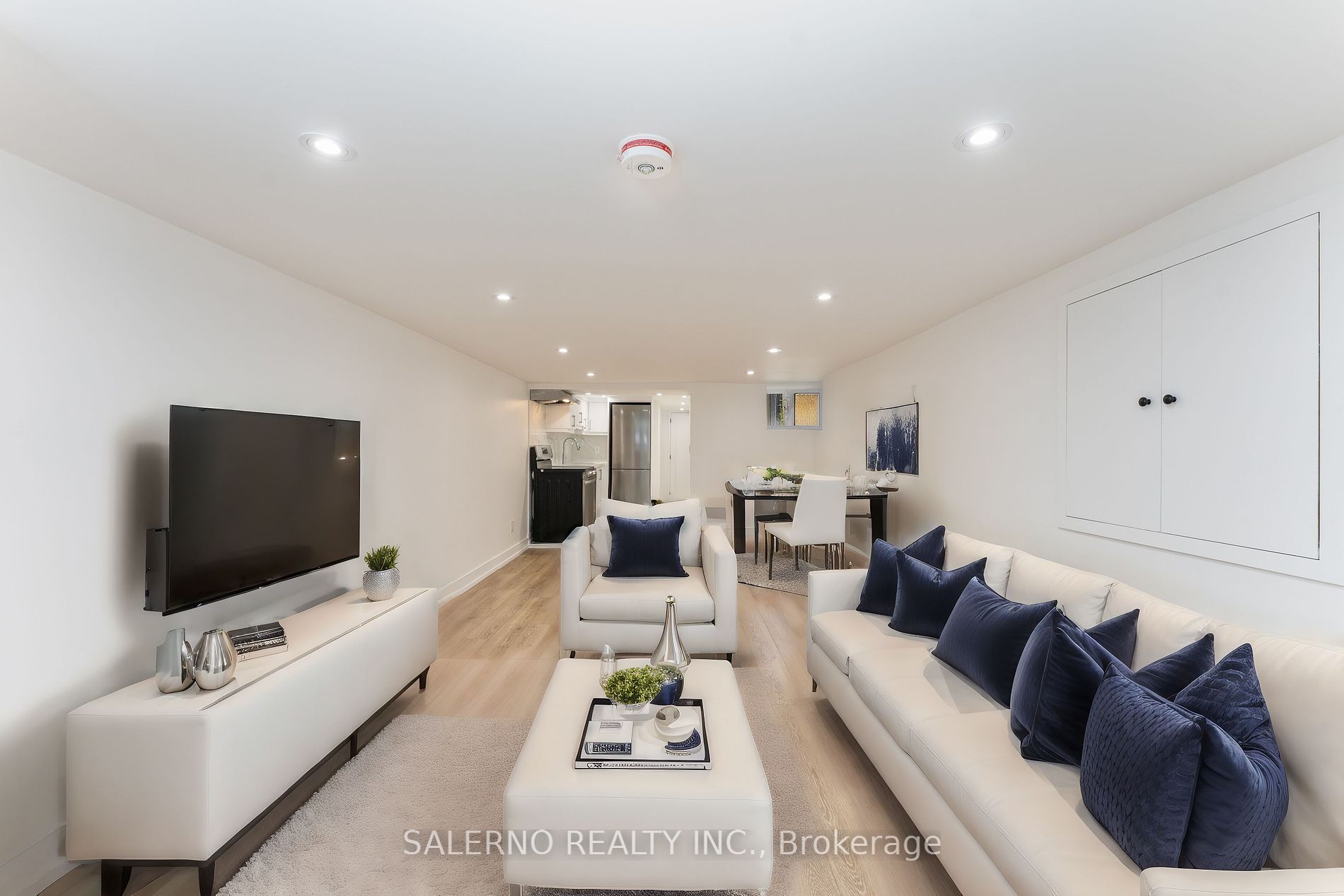 1448 Bloor Street W