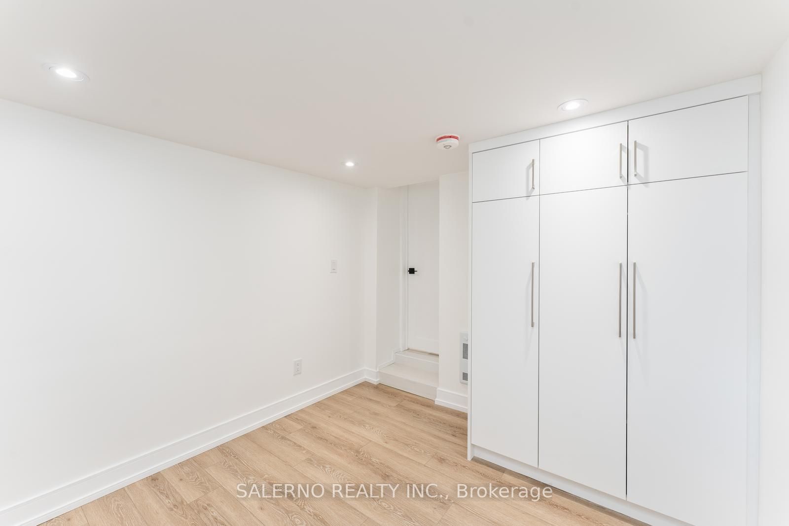 1448 Bloor Street W
