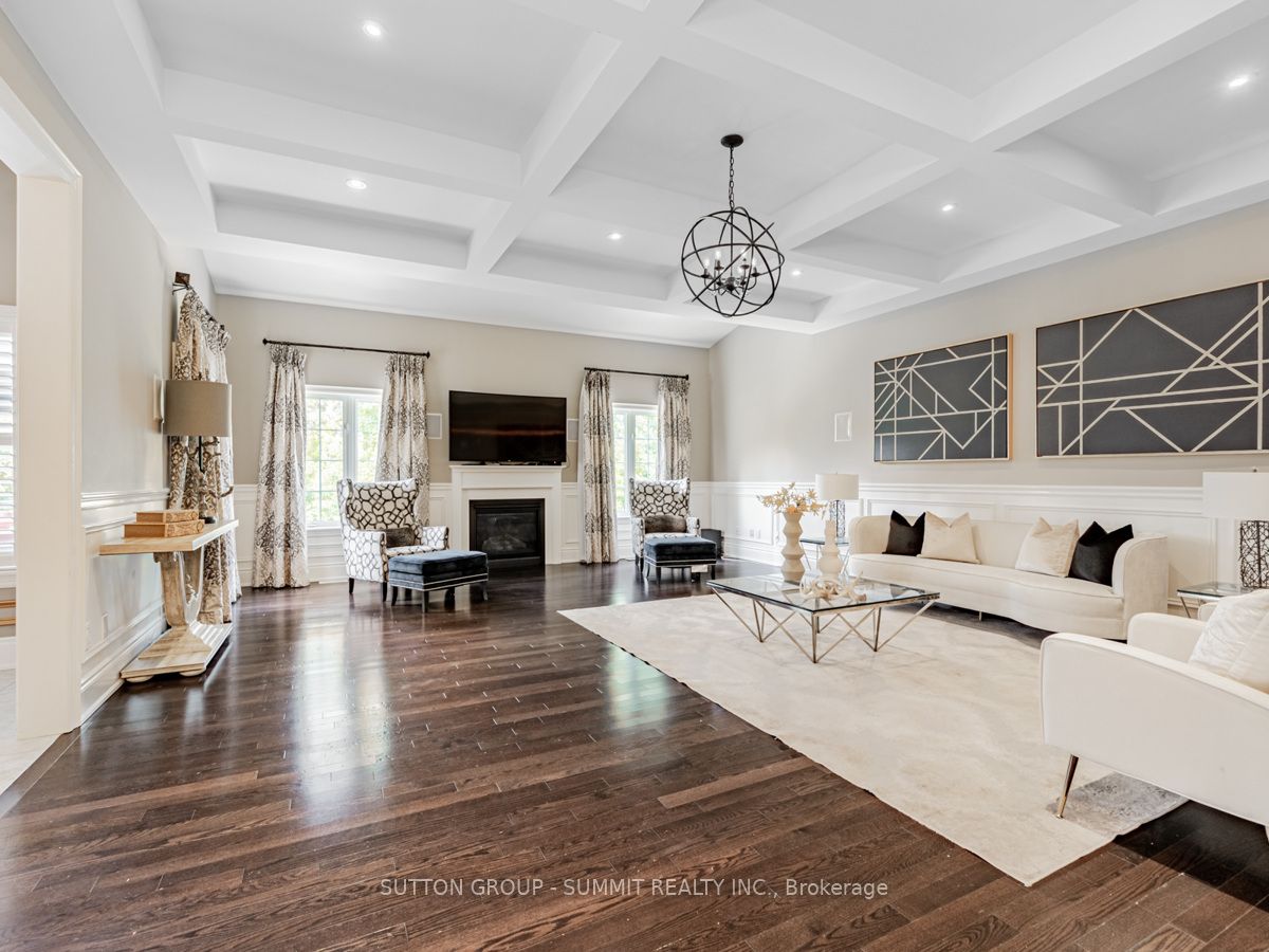 54 Viewmount Crescent