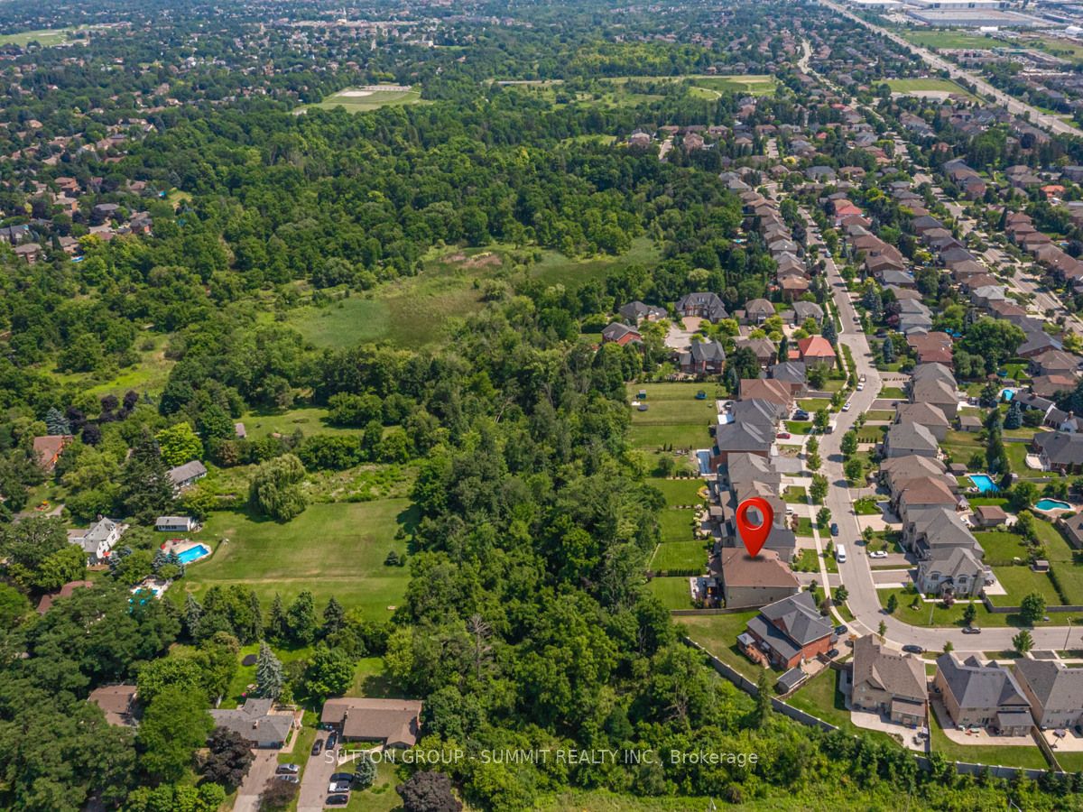 54 Viewmount Crescent