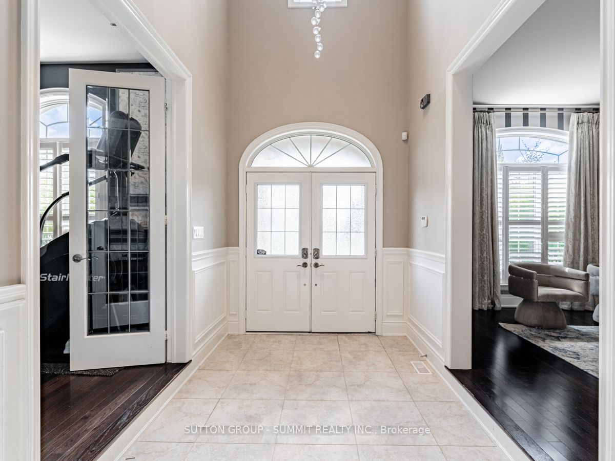 54 Viewmount Crescent