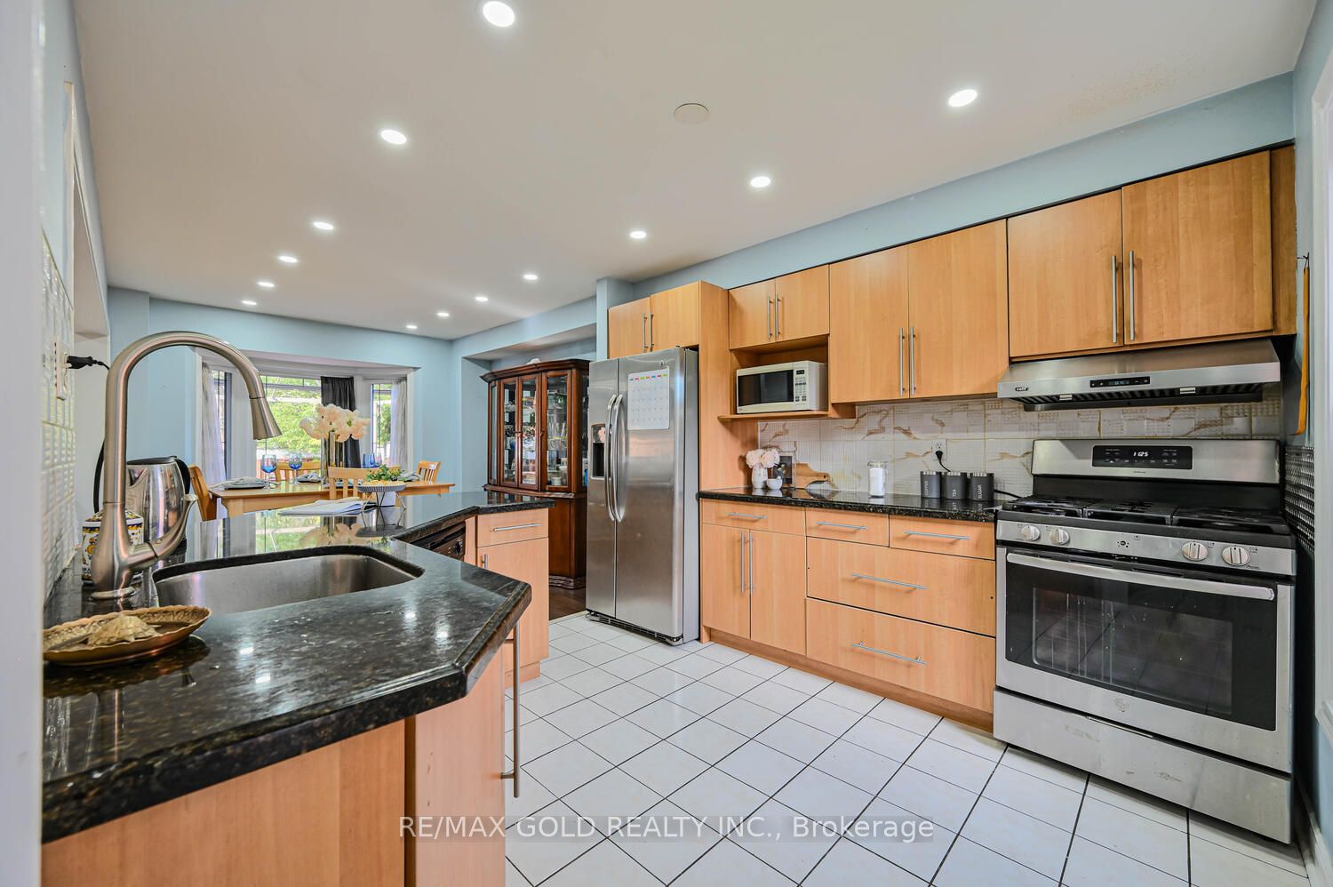 39 Blue Spruce Street